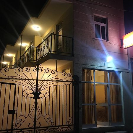 Cheers Bed & Breakfast Addis Abeba Eksteriør bilde